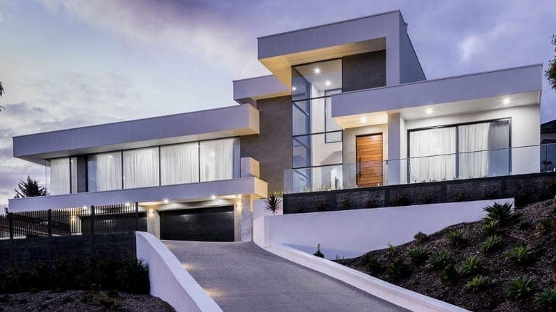 Acreage Homes: The Perfect Blend of Space and Luxury