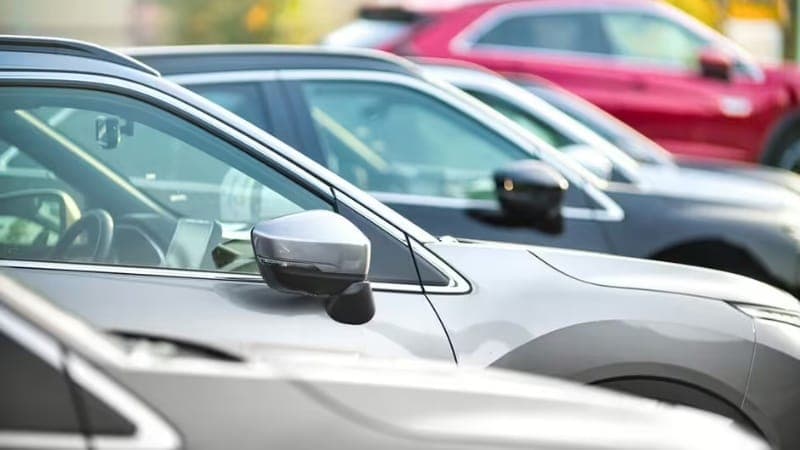 Common Mistakes People Make When Selling Used Cars Online