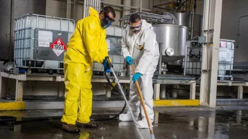 Safety Standards in Professional Industrial Cleaning