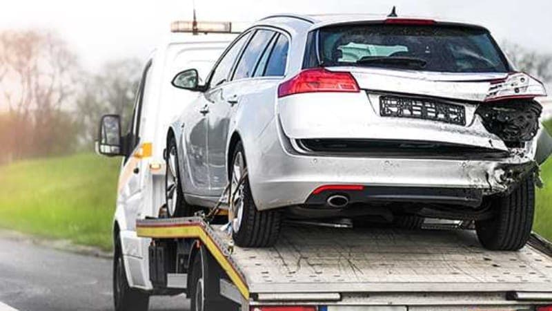 How Old Car Removal Helps Reduce Automotive Waste